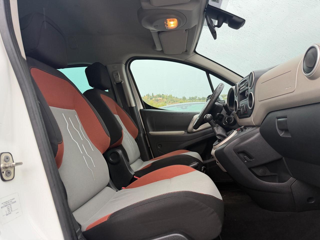 Peugeot Partner Tepee BlueHDi 100 / 5porti