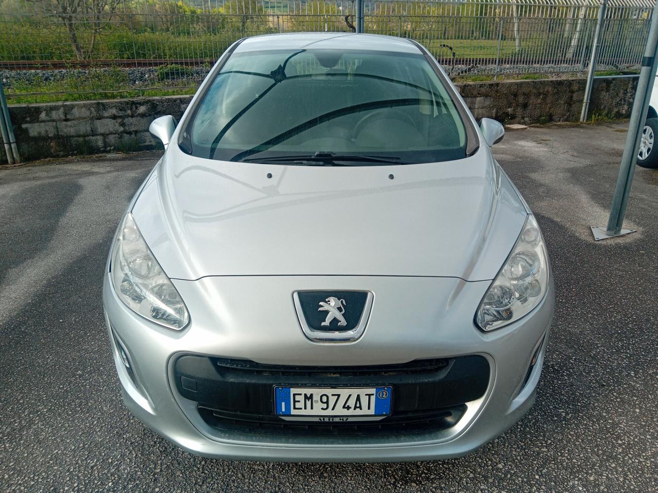 Peugeot 308 1.6 8V HDi 93CV 5p. Access