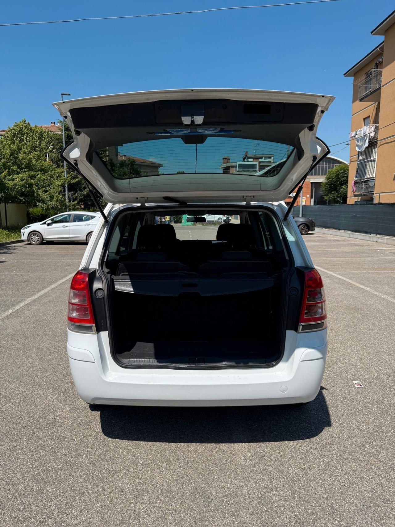 Opel Zafira 1.6 METANO - 7 POSTI - 12 MESI DI GARANZIA -