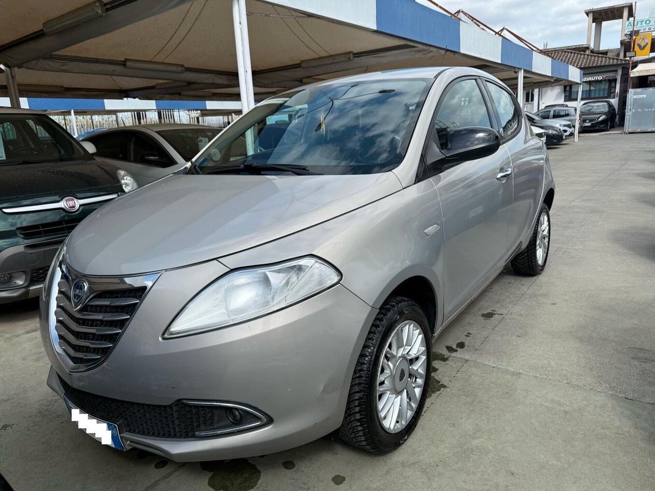 LANCIA NEW YPSILON 900 B/METANO