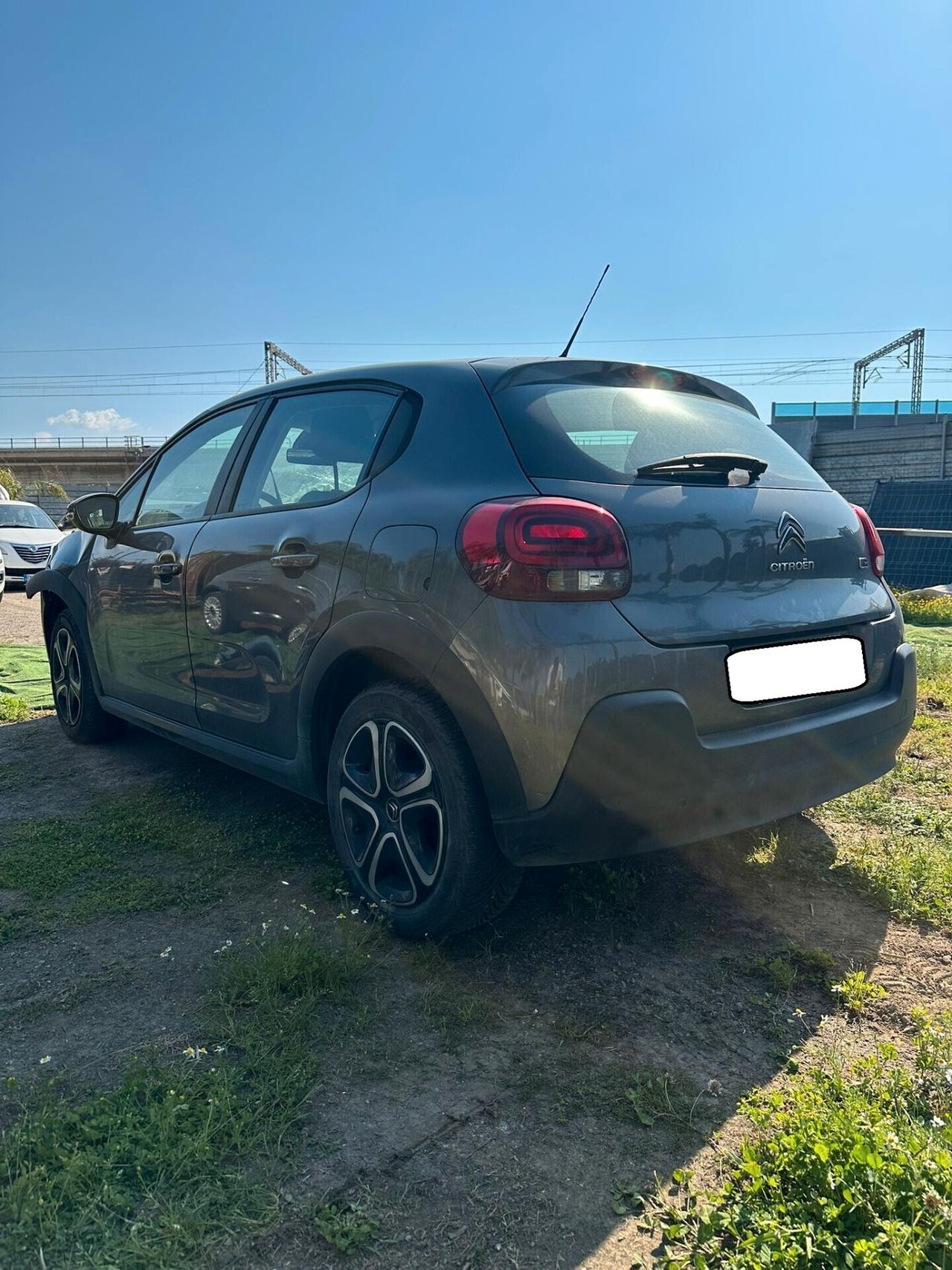 Citroen C3 2020 PureTech Shine LEGGERMENTE SINISTRATA!!