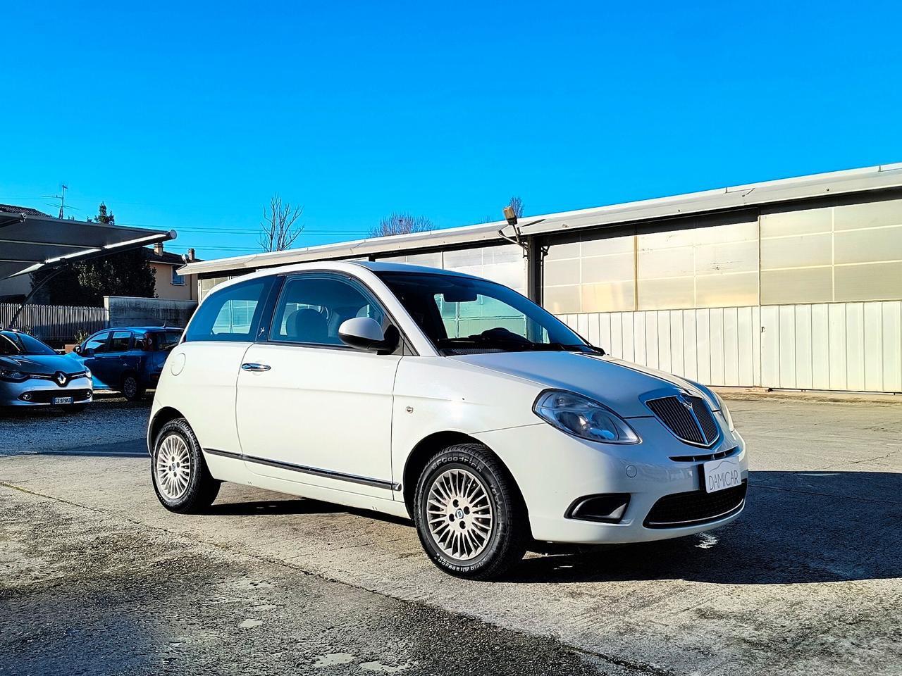Lancia Ypsilon 1.2 69 CV *Ok Neopatentati*