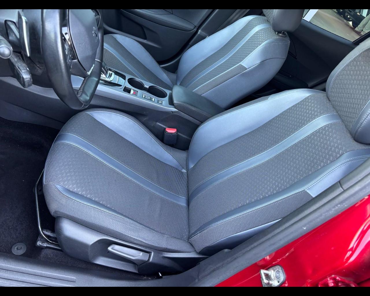 PEUGEOT 2008 II 2020 - 2008 1.2 puretech Allure s&s 130cv eat8