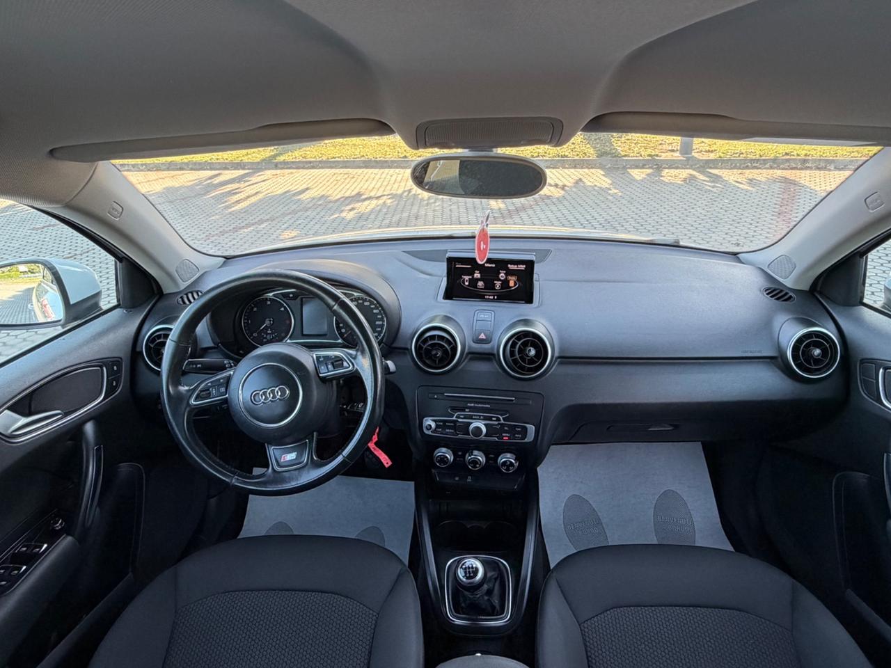 Audi A1 1.6 TDI S-Line 116 CV