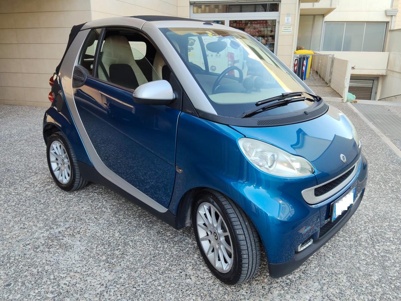 Smart ForTwo 800 33 kW cabrio passion cdi