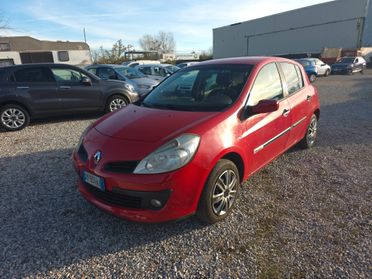 Renault Clio 1.2 16V 5 porte Luxe