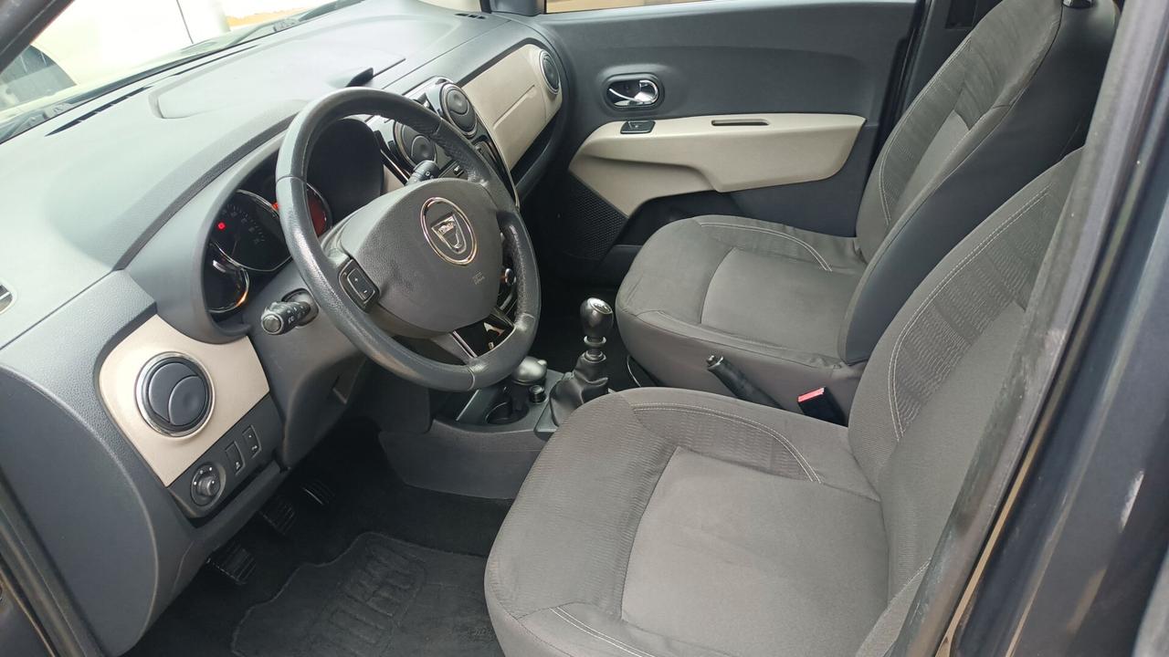 Dacia Lodgy 1.5 diesel 7 posti navigatore telefono bluetooth