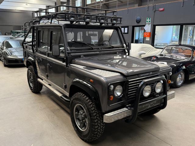 LAND ROVER Defender 110 TD5 CREW CAB TOMB RIDER *250 / MONDO*