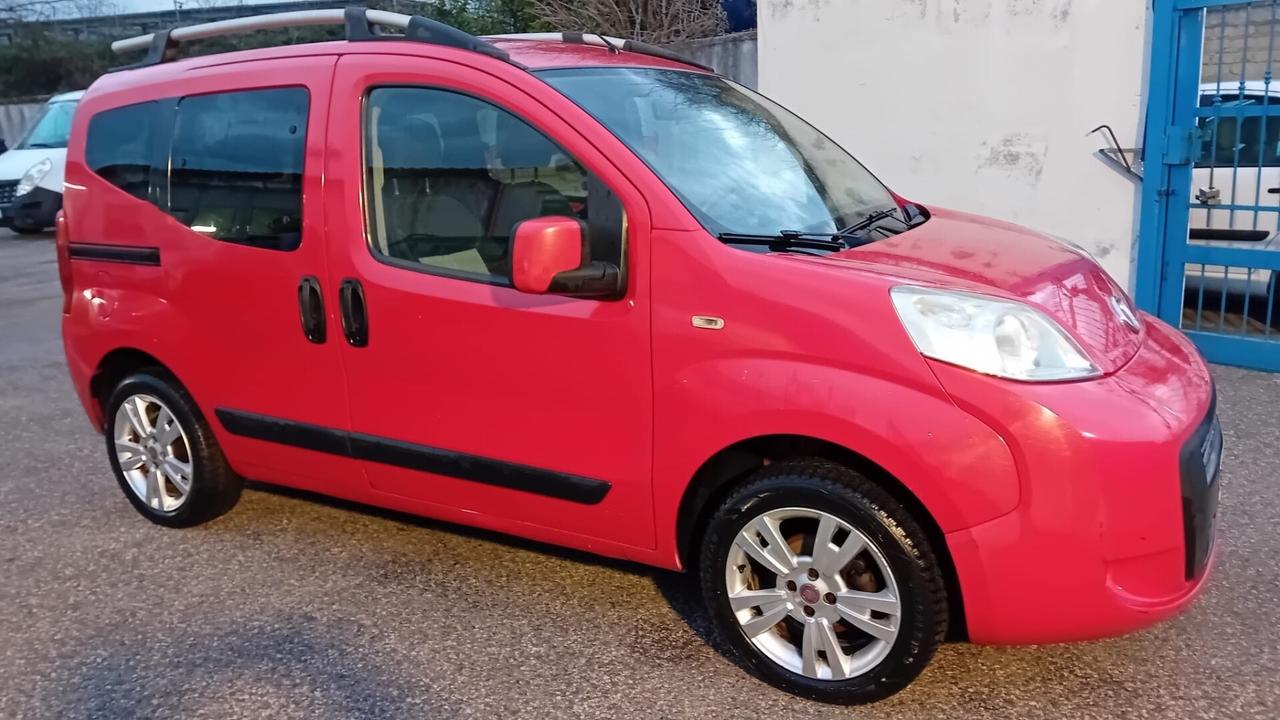 Fiat qubo 5P-1.4 metano emoticon-12/2010