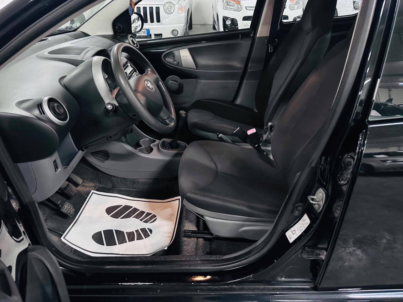 Toyota Aygo 1.0 12V VVT-i 5 porte