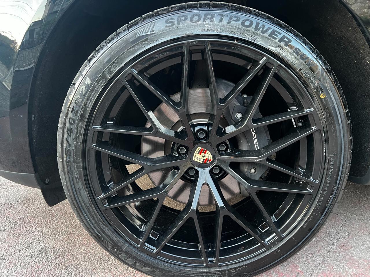 Porsche Macan 2.0 265- TOTAL BLACK-TETTO-2022
