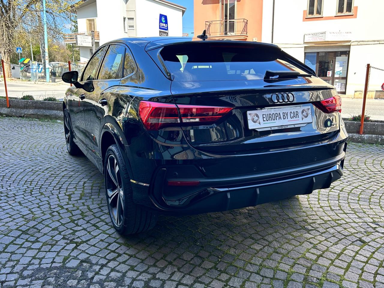 Audi Q3 40 TFSI quattro S tronic S line edition