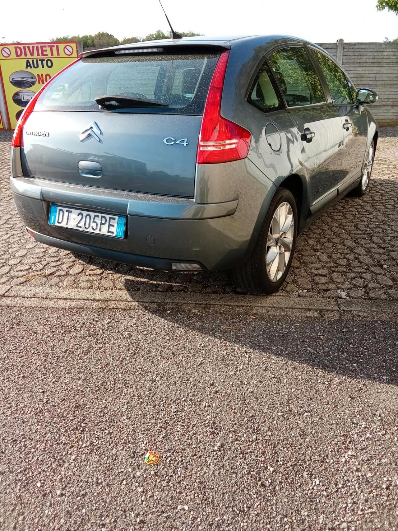 Citroen C4 Coupé 1.4 16V