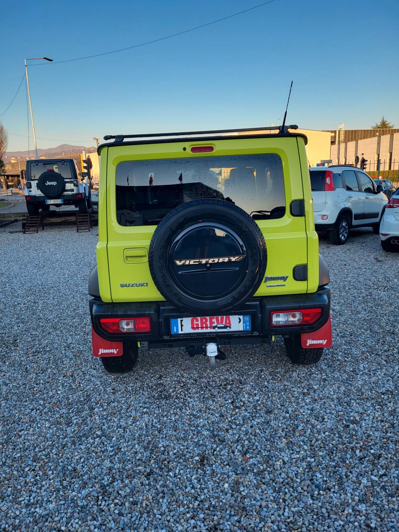 Suzuki Jimny 1.5 5MT Top