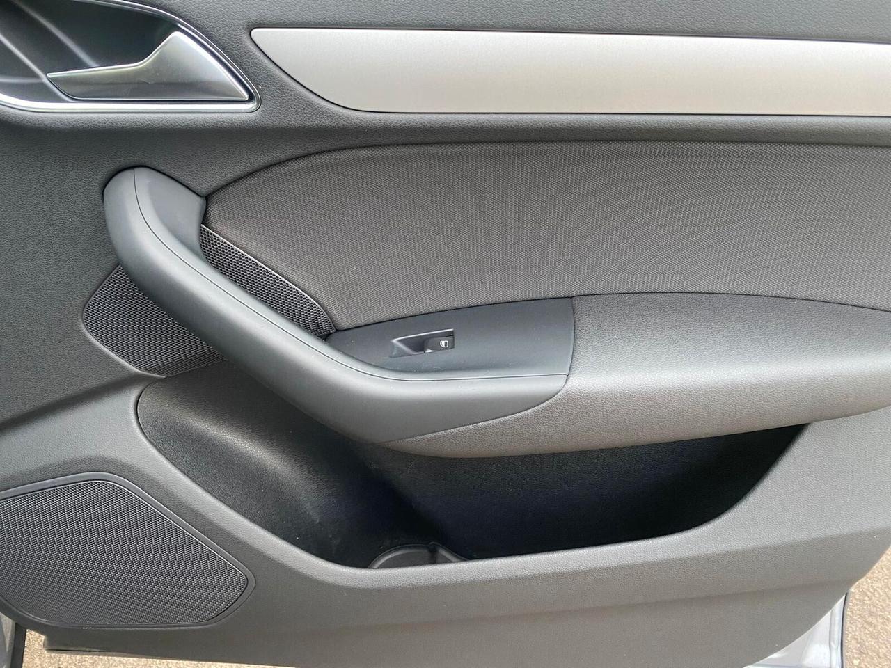 Audi Q3 2.0 TDI 150 CV quattro S tronic Sport