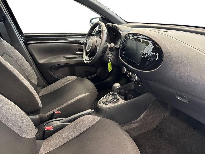 Toyota Aygo X 1.0B (72 CV) Active S-CVT