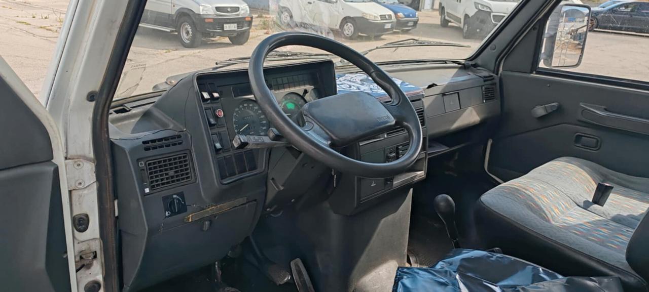 Iveco Daily 35.12 2.8 TDI Classic Gru 35q