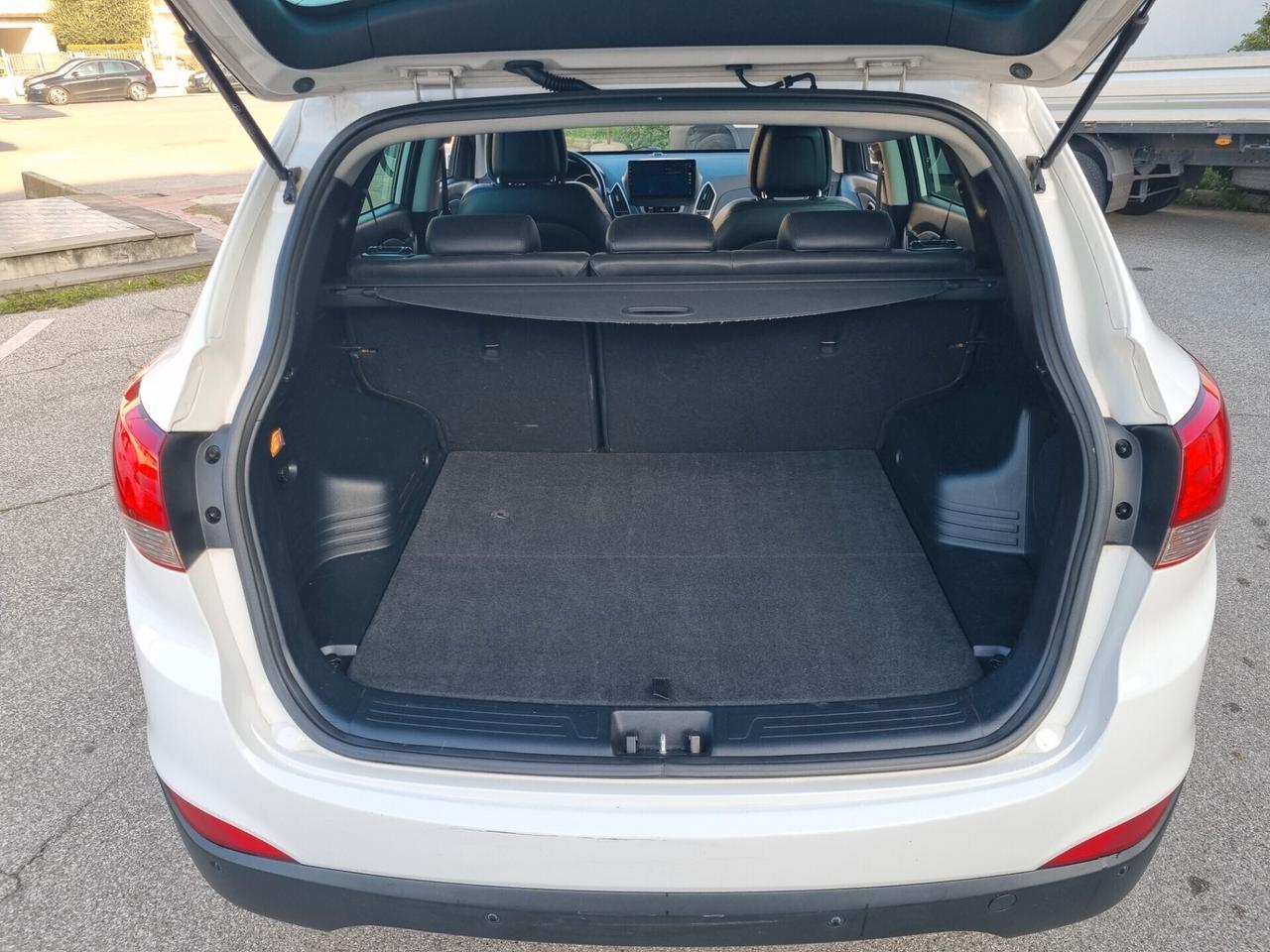 Hyundai iX35 1.7 CRDi 2WD Xpossible