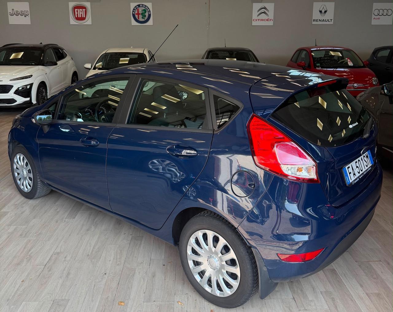 Ford Fiesta 1.4 5 porte Bz.- GPL Black & White Edition