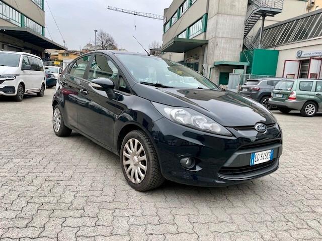 Ford Fiesta 1.2 82 CV 5 porte Titanium Uniprop.