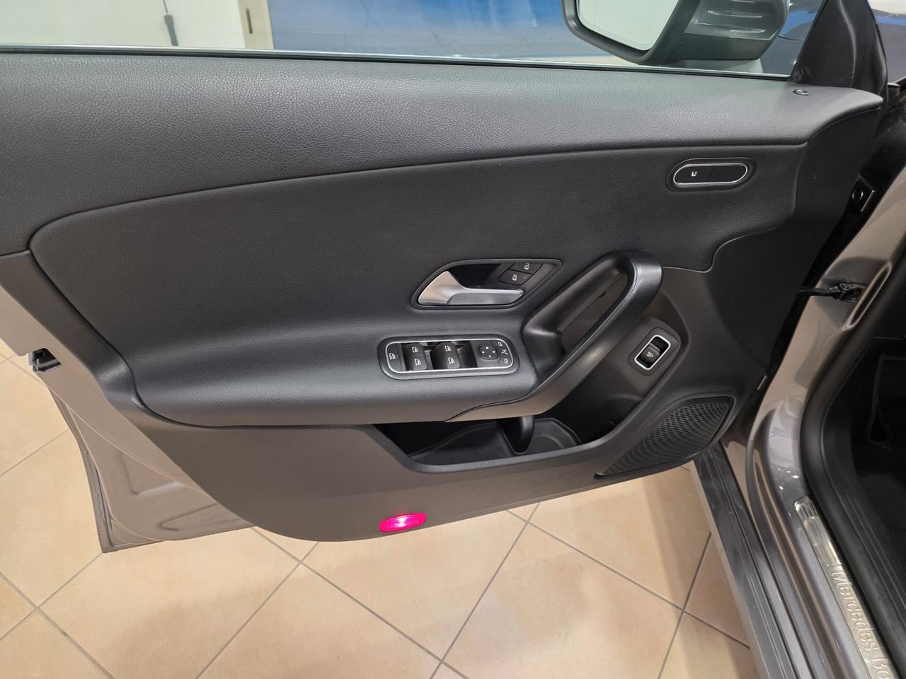 Mercedes-benz CLA 200 d Automatic Sport