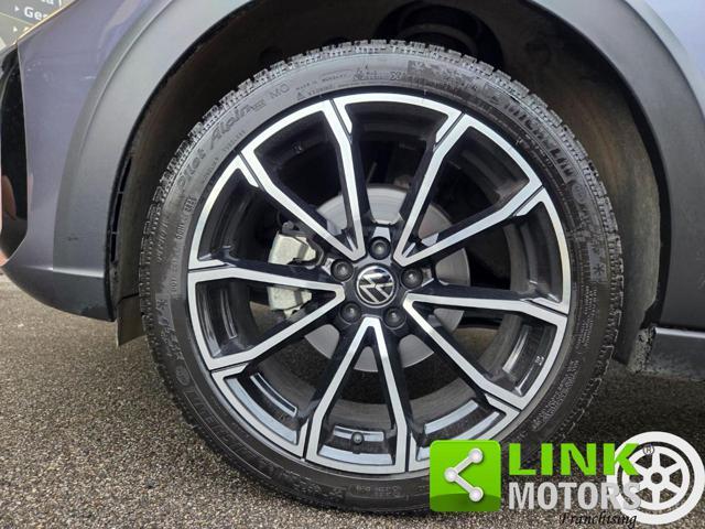 VOLKSWAGEN Taigo 1.5 TSI ACT 150 CV DSG R-Line GARANZIA INCLUSA