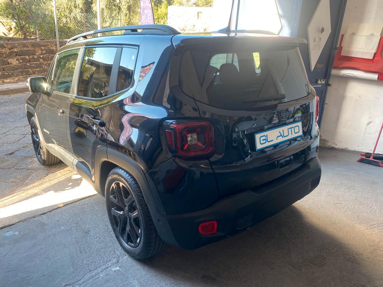 Jeep Renegade 1.3 T4 DDCT 150cv allestimento S total black