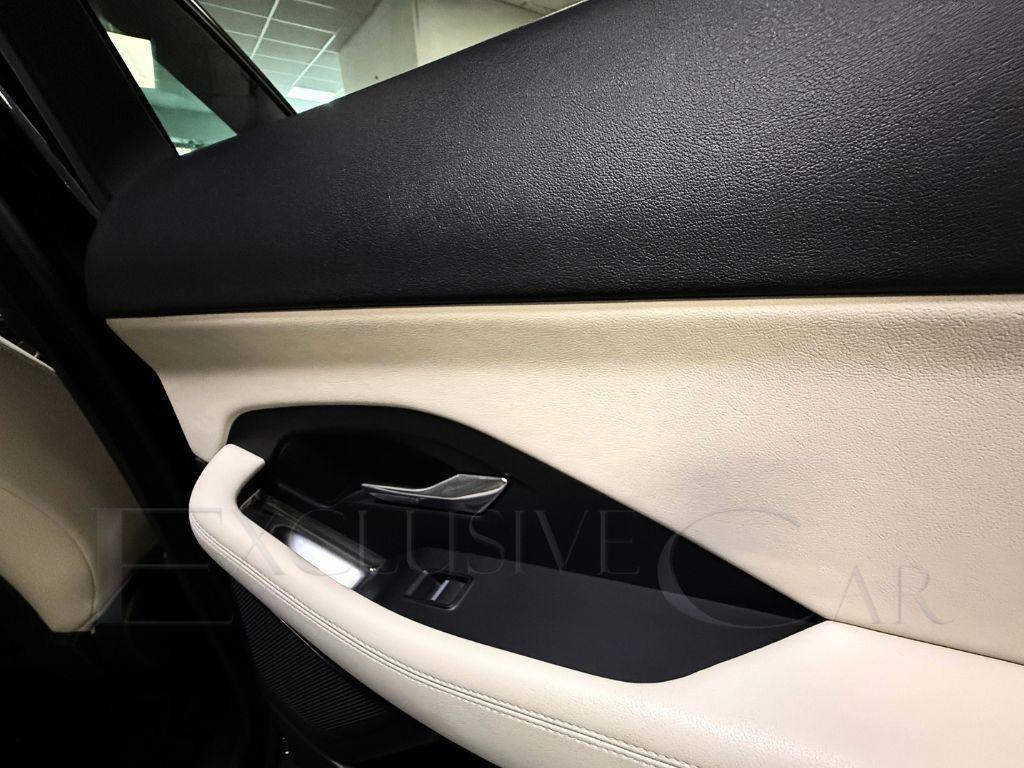 JAGUAR - E-pace - 2.0 249CV AWD aut. R-Dynamic S