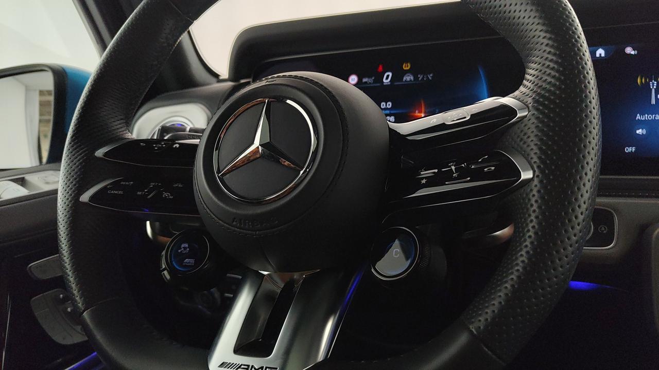 Mercedes-Benz G AMG 63 585cv auto