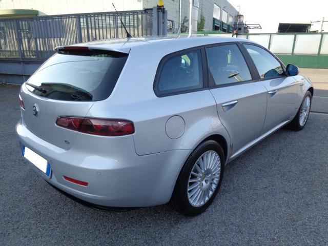 ALFA ROMEO 159 1.9 JTS 16V Sportwagon Distinctive *FINANZIABILE*