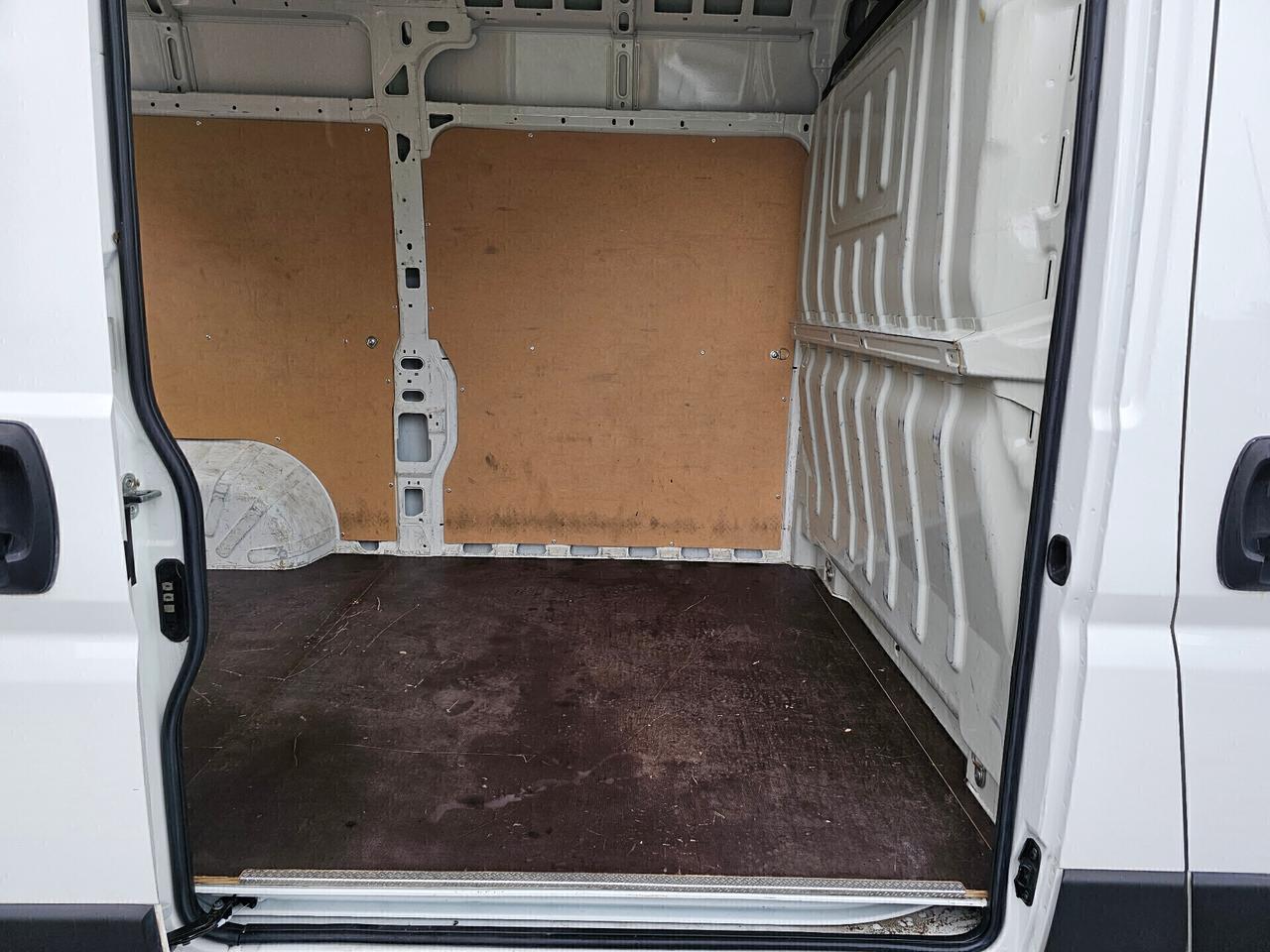 Peugeot Boxer 335 2.2 BlueHDi 140 S&S PM-TM Furgone