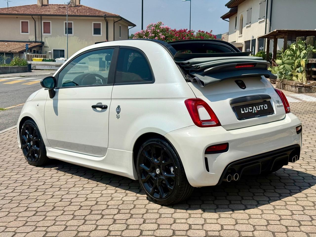 Abarth 595 C 1.4 Turbo T-Jet 180 CV Competizione