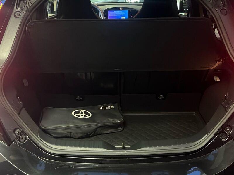 Toyota Aygo X 1.0B (72 CV) Lounge