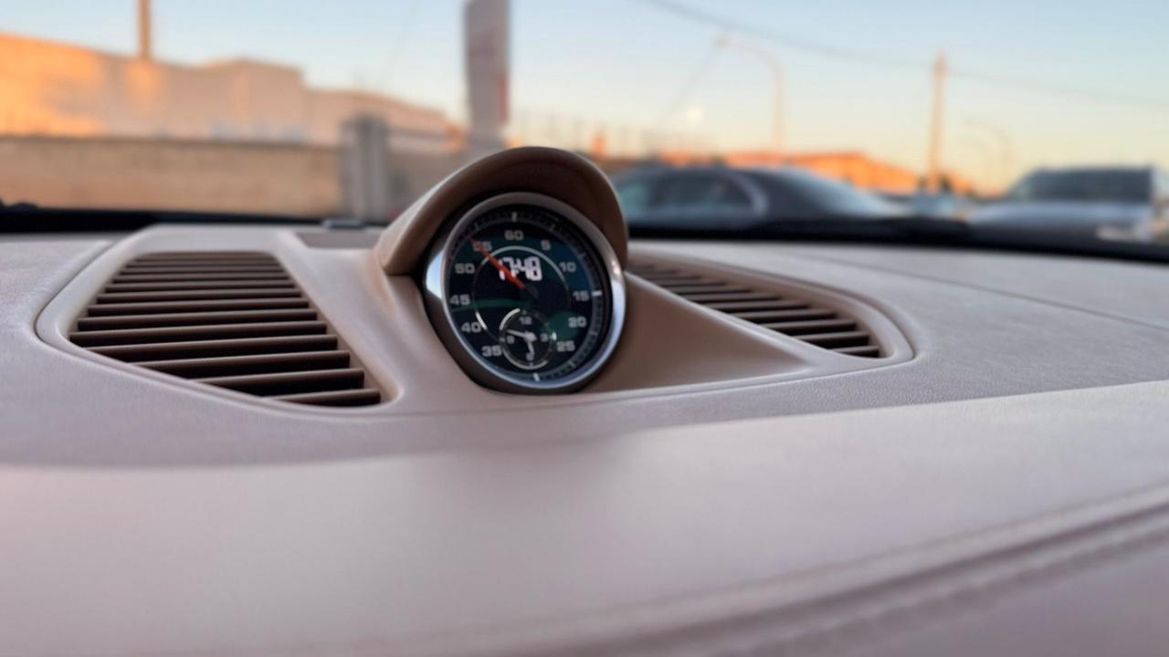 Porsche 911 3.4 Carrera Coupé sport