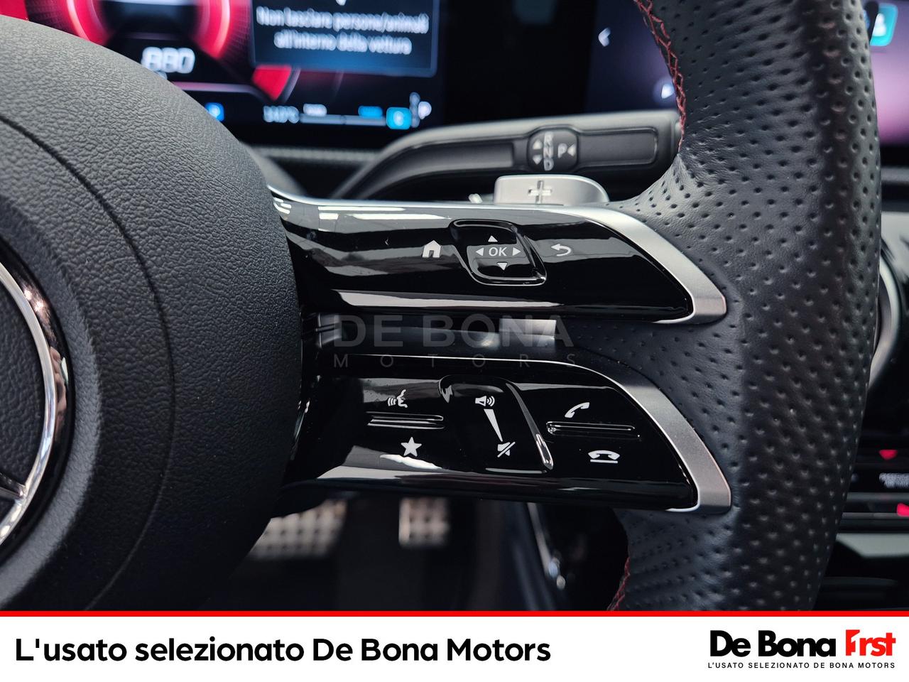 Mercedes Classe A 180 amg line premium auto