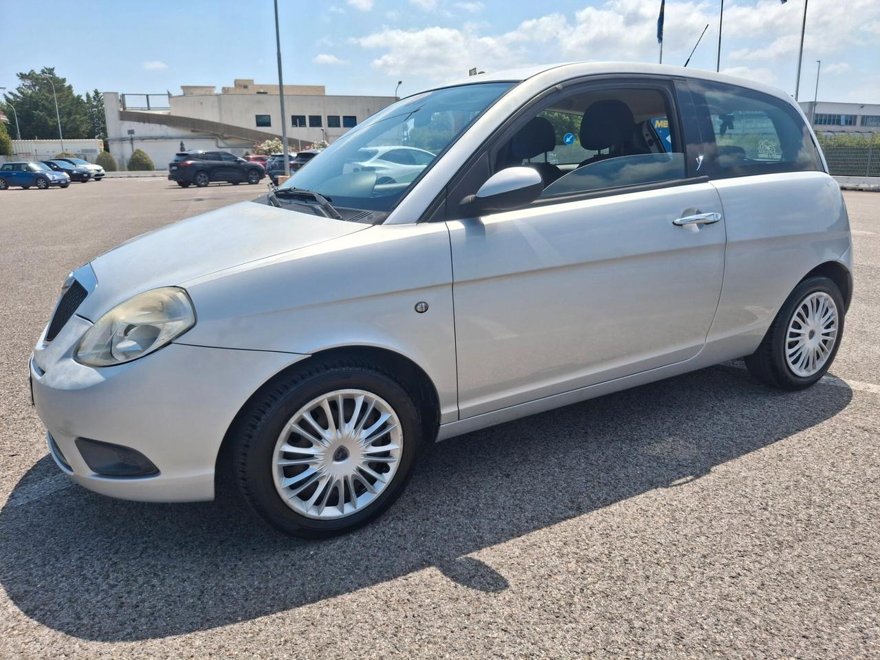 Lancia Ypsilon 1.2 Benzina-OK NEOPATENTATI-
