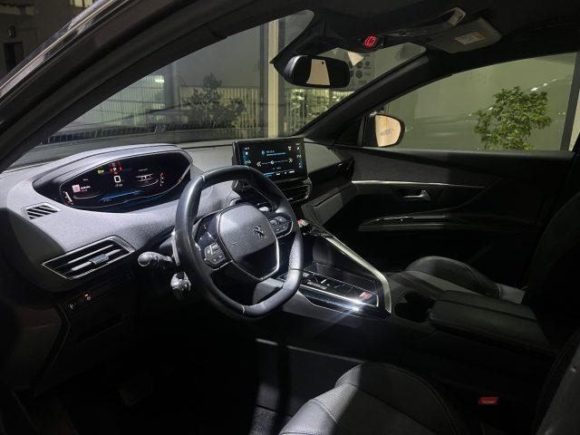 PEUGEOT 5008 BlueHDi 130 S&S EAT8 Allure Pack da?259,00 mensili