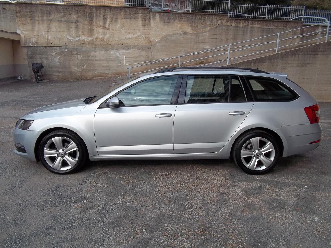 Skoda Octavia Wagon Style 1.6 TDI DSG Cambio automatico/Sequenziale Euro 6d-Temp