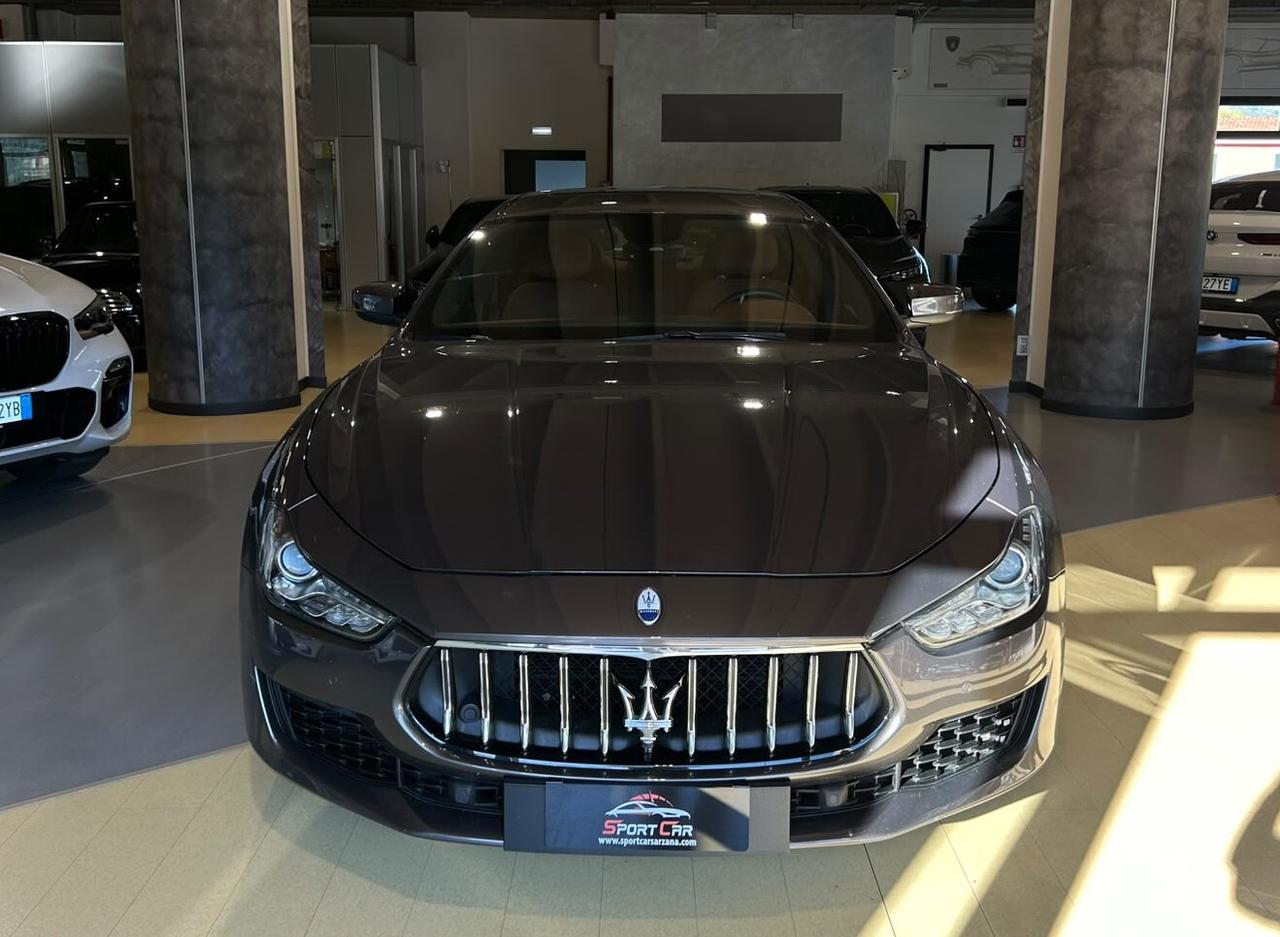 Maserati Ghibli 330 CV MHEV GT