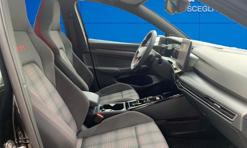 VOLKSWAGEN Golf 8ª serie Golf 2.0 TSI DSG GTI
