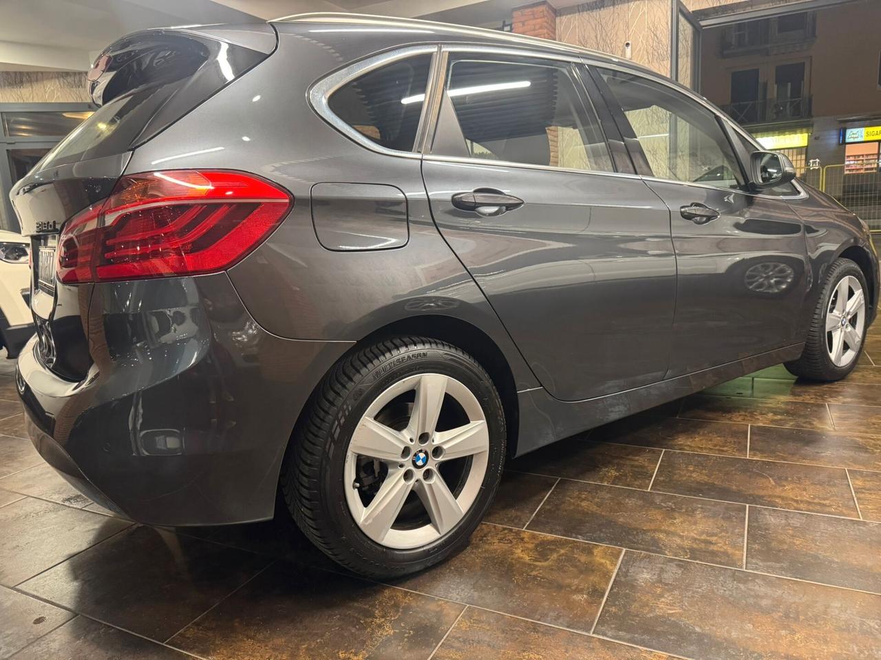 Bmw Serie 2 Active Tourer 220d xDrive aut.