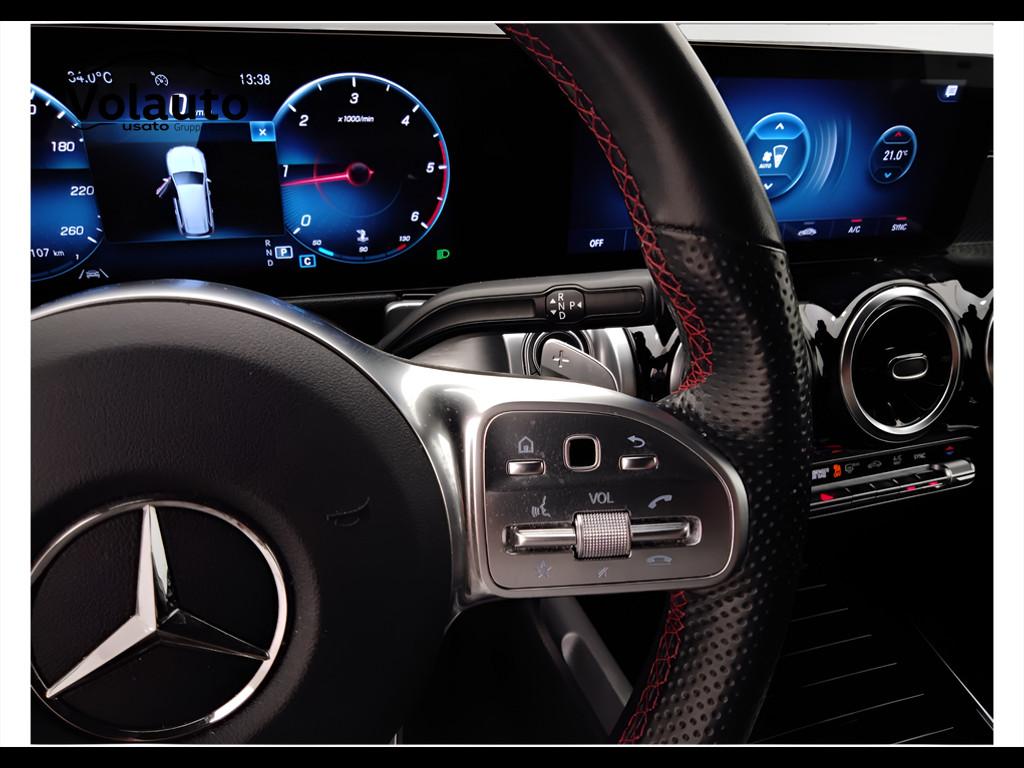 Mercedes-Benz GLB - X247 2019 - GLB 200 d Premium Easy Tech auto