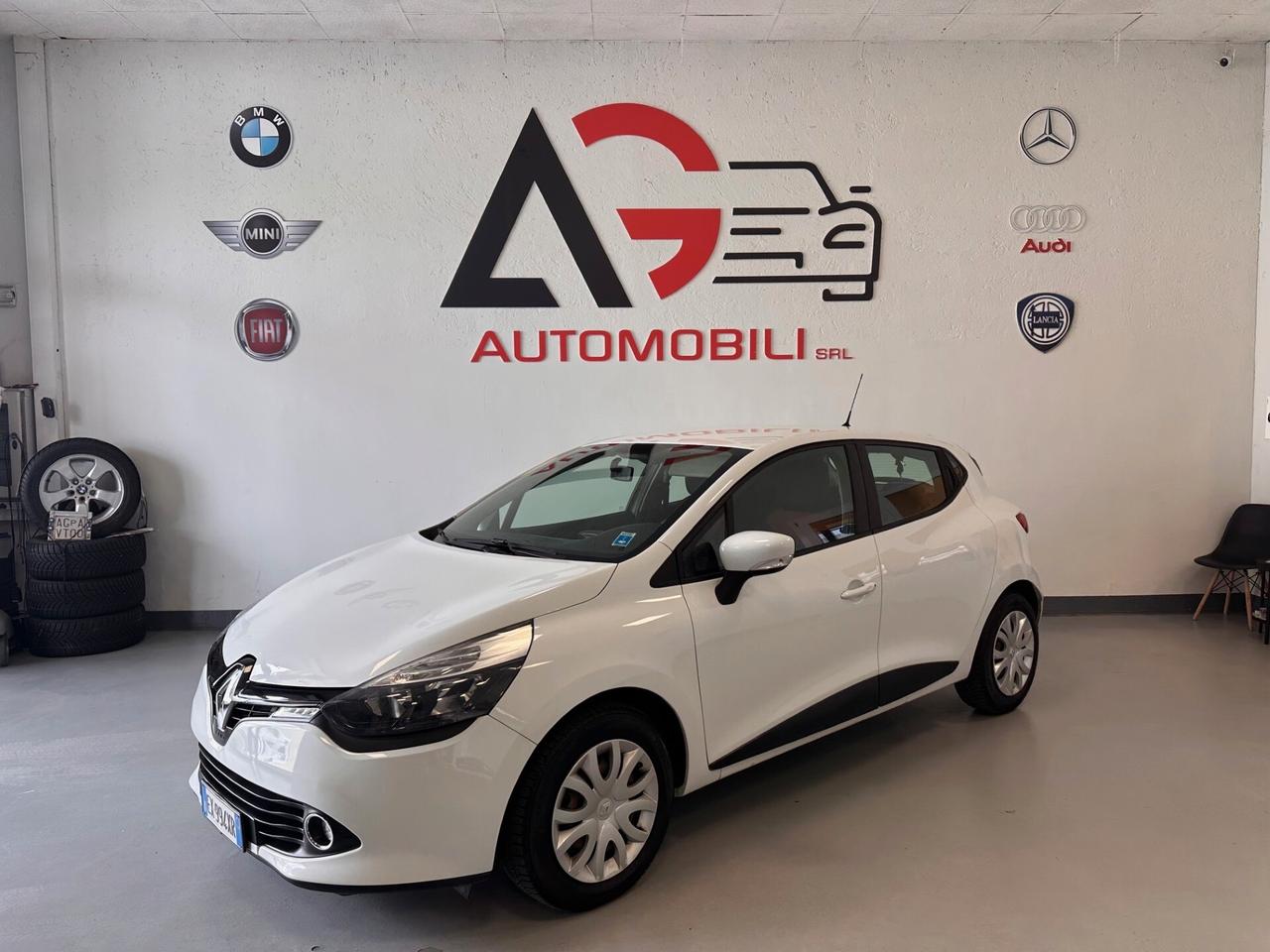 RENAULT CLIO 1.5 DCI AUTOCARRO 4 POSTI