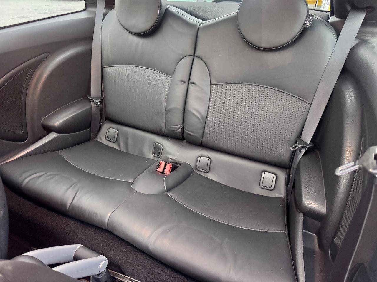 Mini 1.6 16V John Cooper Works 211CV