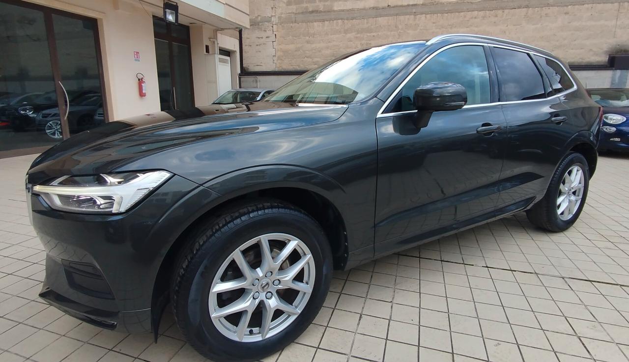 Volvo XC 60 XC60 D4 AWD Momentum Geartronic