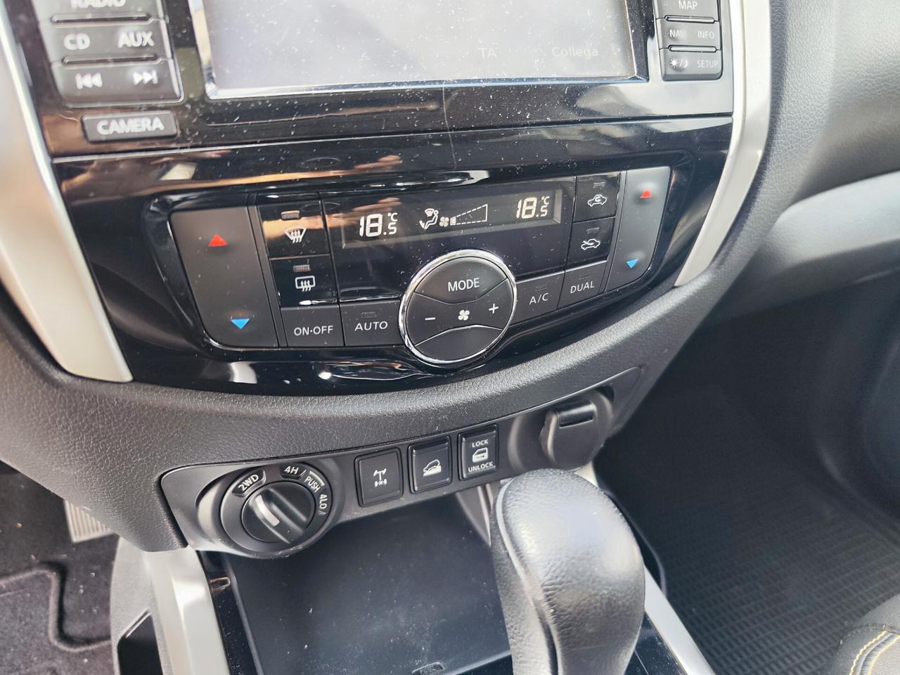 Nissan Navara 2.3 dCi 190 CV 7AT 4WD Double Cab N-Connecta