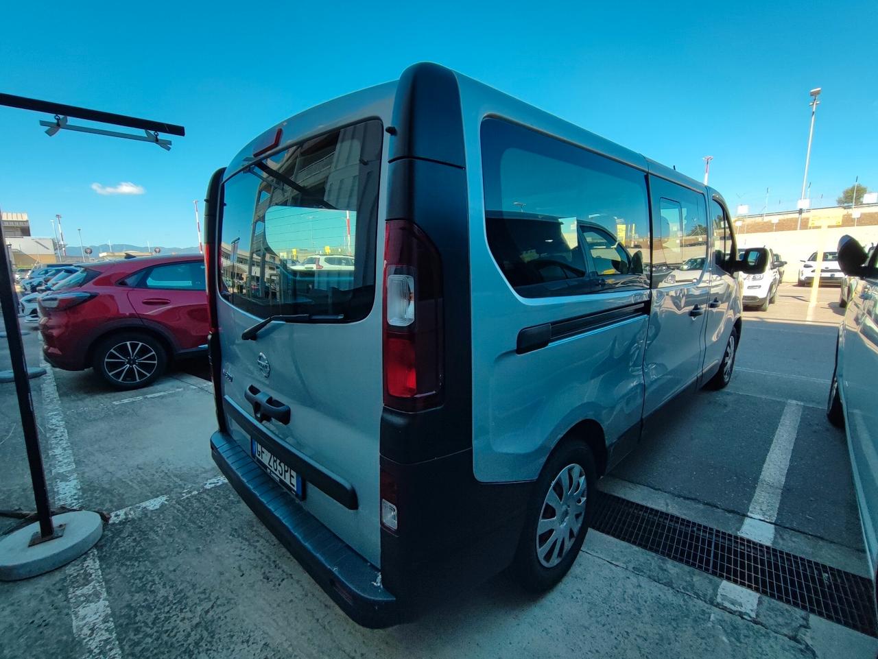 Nissan NV300 2.0 dCi 150CV PL-TN Bus