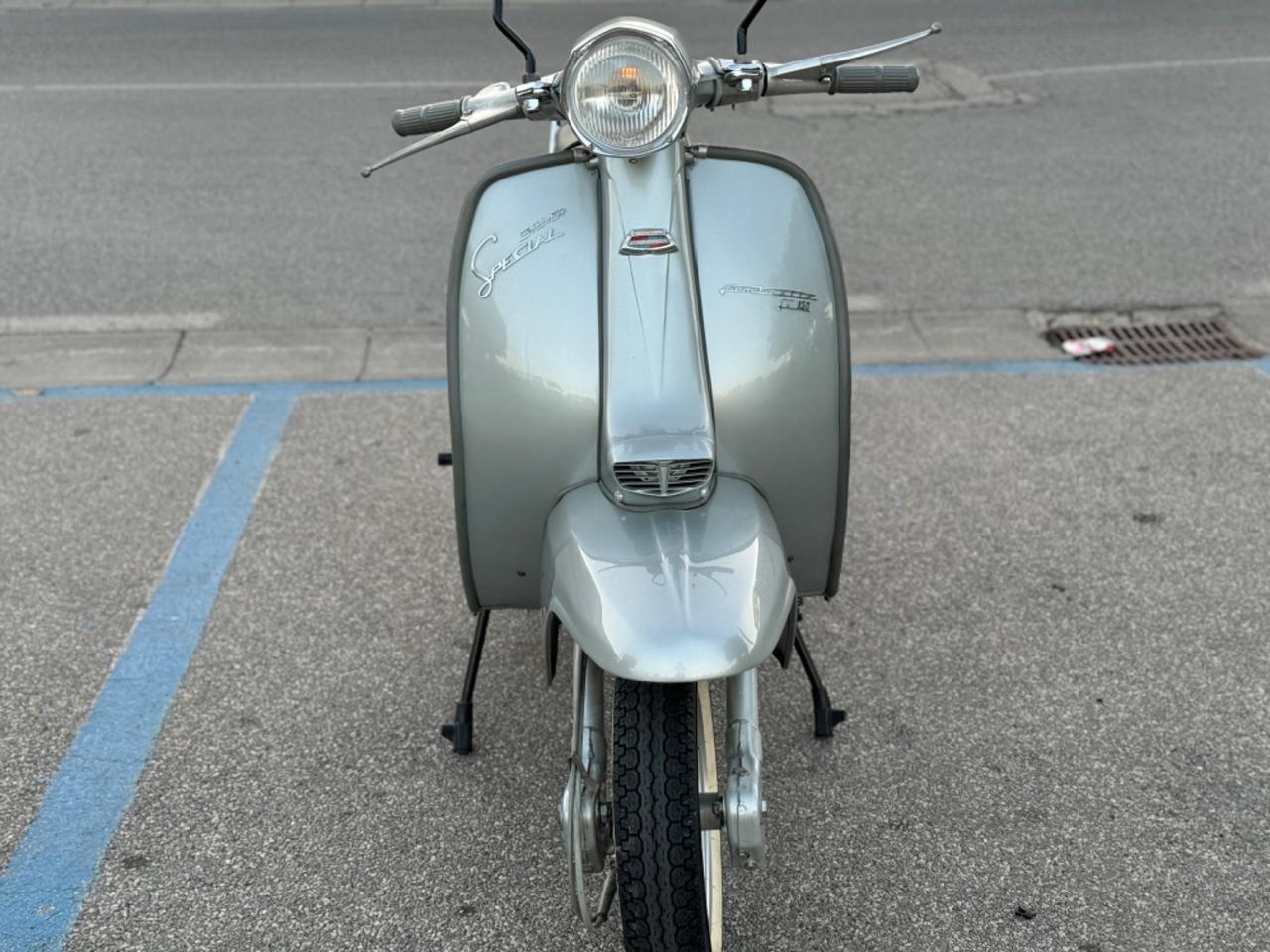 Lambretta Li Innocenti Special Grey 1966 Restaurata