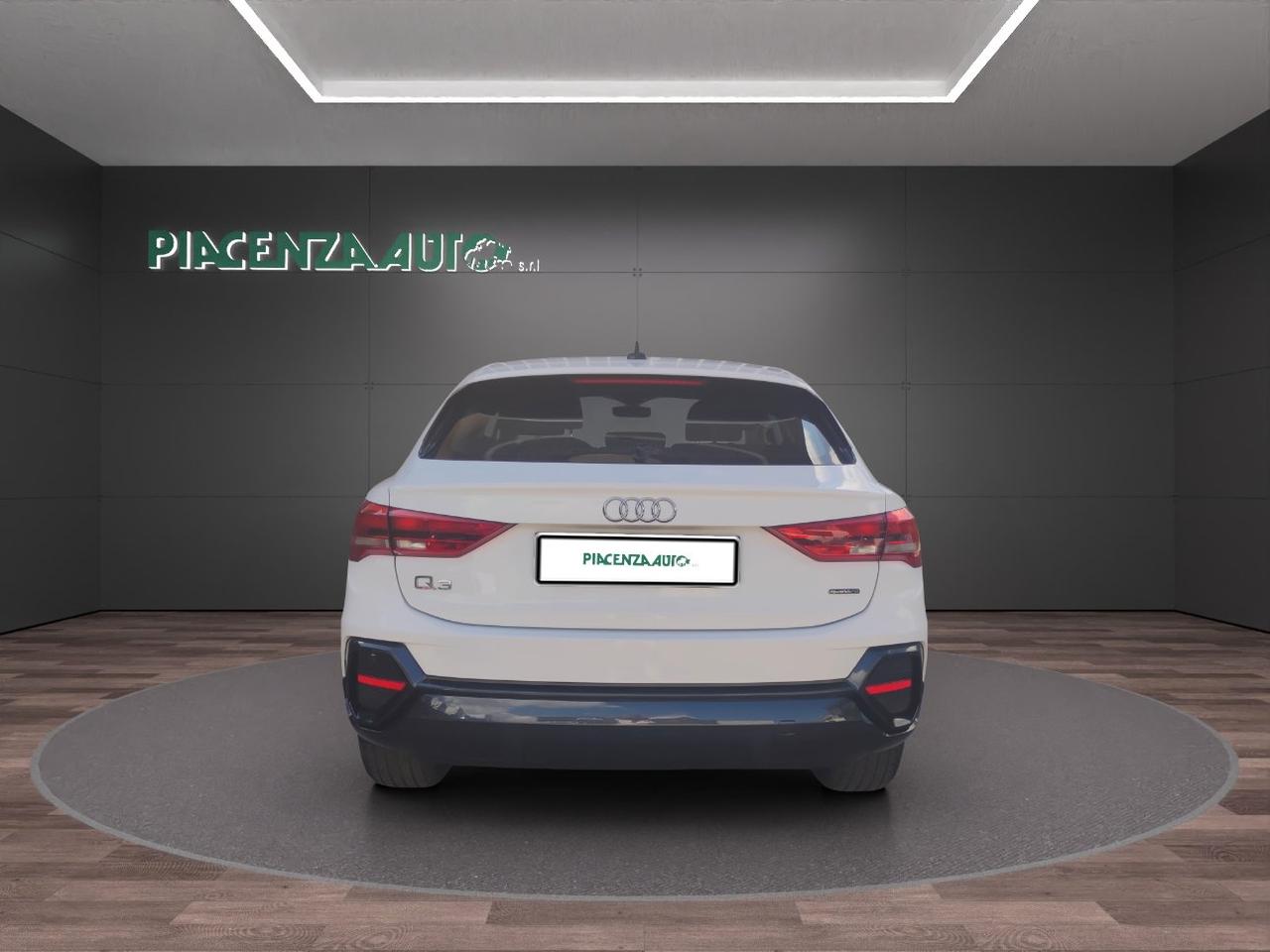 Audi Q3 Sportback 35 SPB 2.0 tdi QUATTRO Business Plus s-tronic