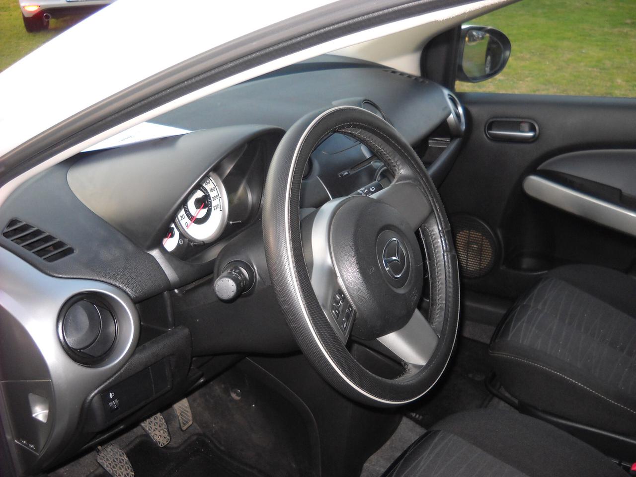 Mazda 2 Mazda2 1.3 16V 75CV 5p. Play GPL